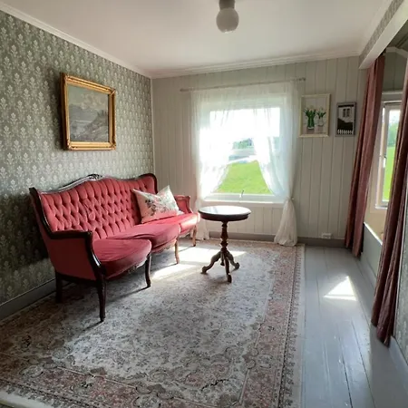 Segelsund Boutique Πανσιόν Holvik (Joa)