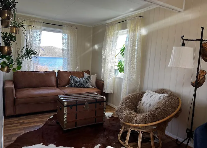 Segelsund Boutique Konukevi Holvik (Joa)