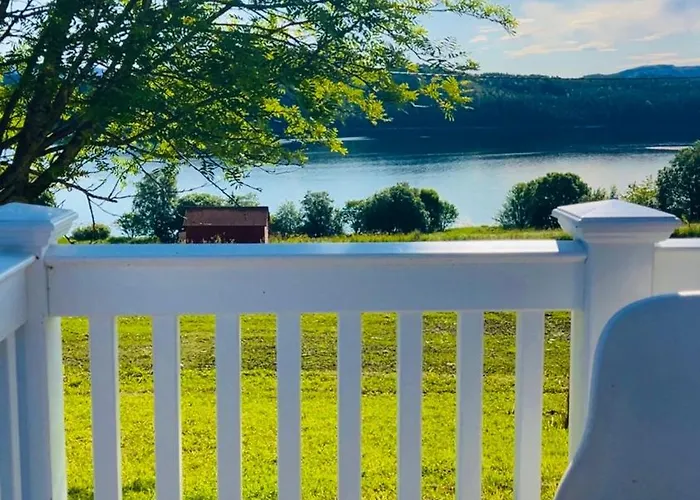 Segelsund Boutique Konukevi Holvik (Joa)