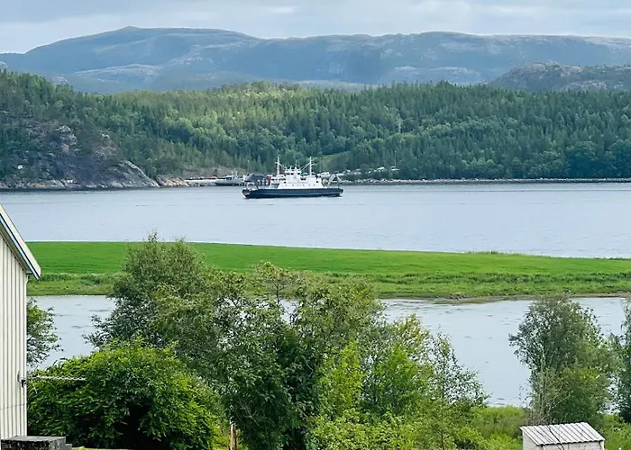 Segelsund Boutique * Holvik (Joa)